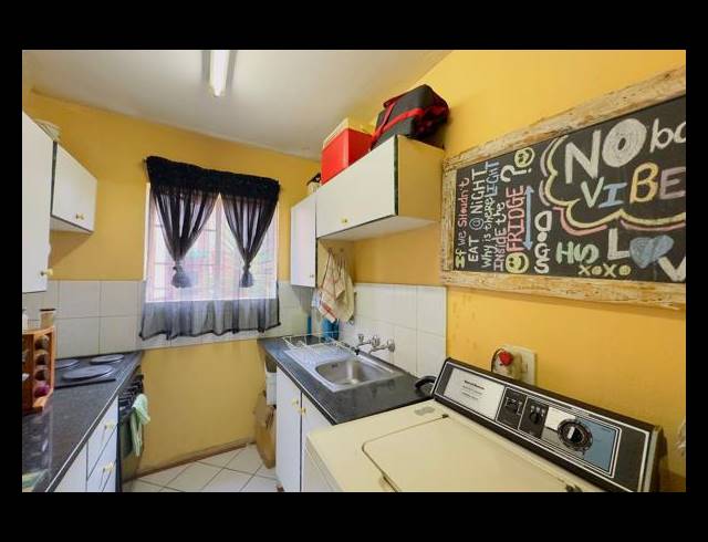 2 BEDROOM APARTMENT FOR SALE IN ALBERTON NORTH
